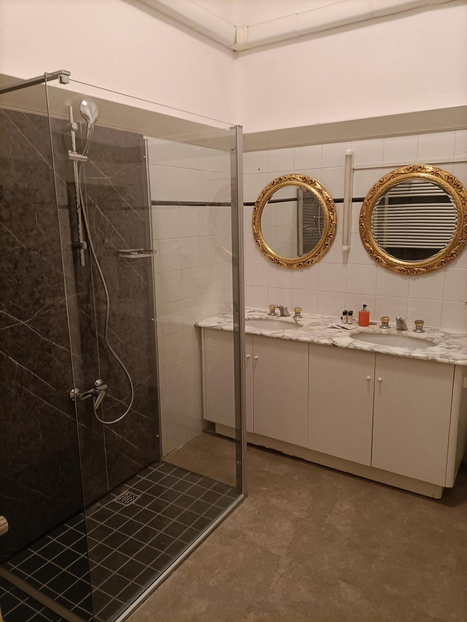 Palazzo Lion Morosini - Check In Presso Locanda Ai Santi Apostoli Venezia Eksteriør bilde