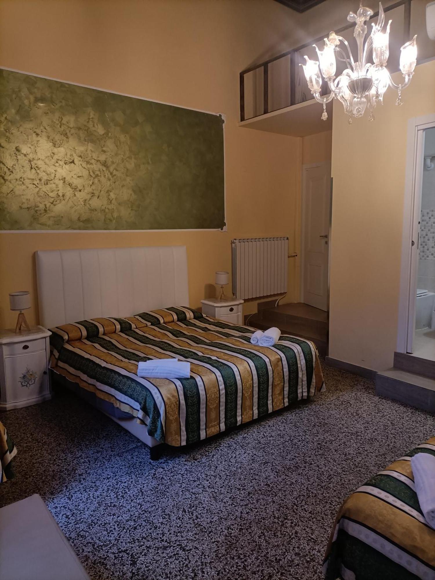 Palazzo Lion Morosini - Check In Presso Locanda Ai Santi Apostoli Venezia Eksteriør bilde